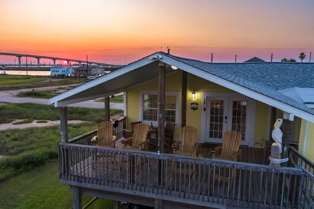 Popular Surfside Shores Sec 3 Real Estate