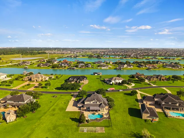 Popular Lakes Of Katy Real Estate