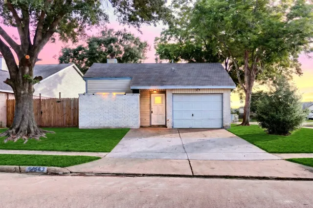 Popular Lancaster Sec 01 Real Estate