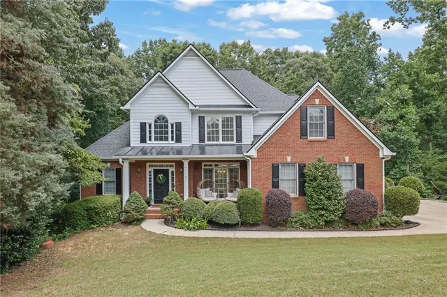 Popular Ivey Falls Real Estate
