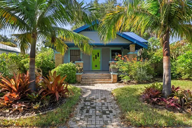 Expensive PINEWOOD Real Estate