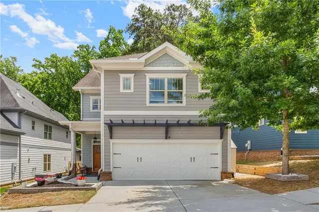 Popular CREEKSIDE AT EAST ATLANTA Real Estate