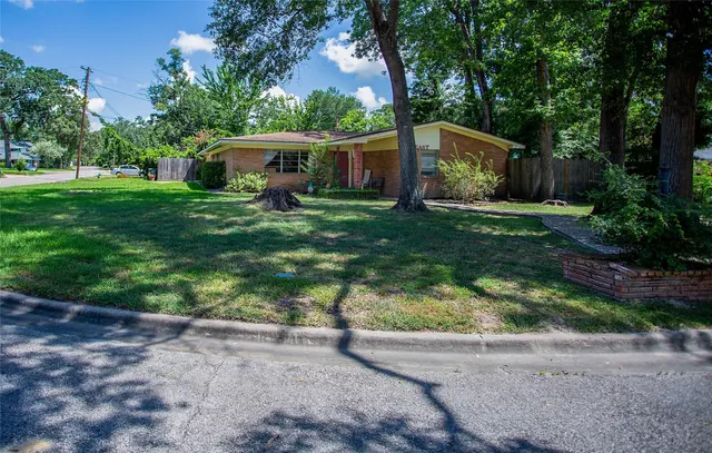 Popular Tanglewood 01 Real Estate