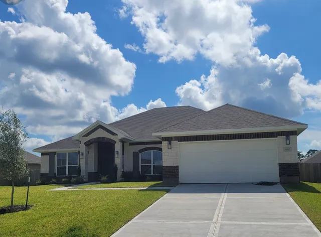 Popular Bayou Bend Estates Real Estate