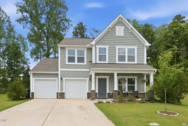 Cheap Huntington Valley Real Estate