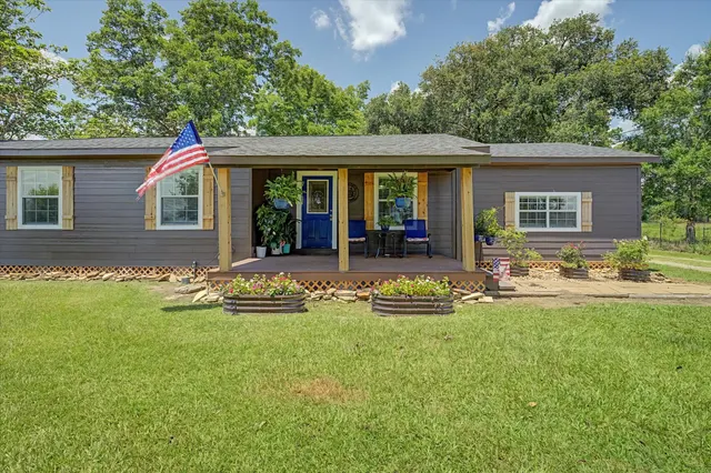 Popular 000082 Real Estate