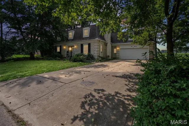 Popular Glazebrook Heights 1st Add Real Estate