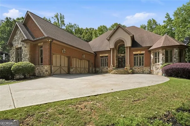 Popular Arbor Green Real Estate