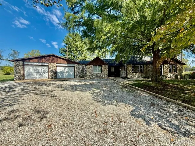 Popular Woodlawn Add Real Estate