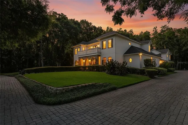 Popular EAST LAKE Real Estate