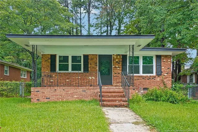 Cheap Chestnut Hills Real Estate