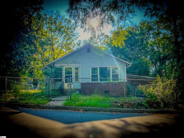 Cheap 055 Real Estate