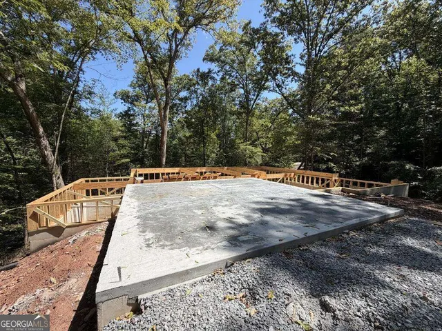 Cheap BLUFFS OF CARTECAY Real Estate