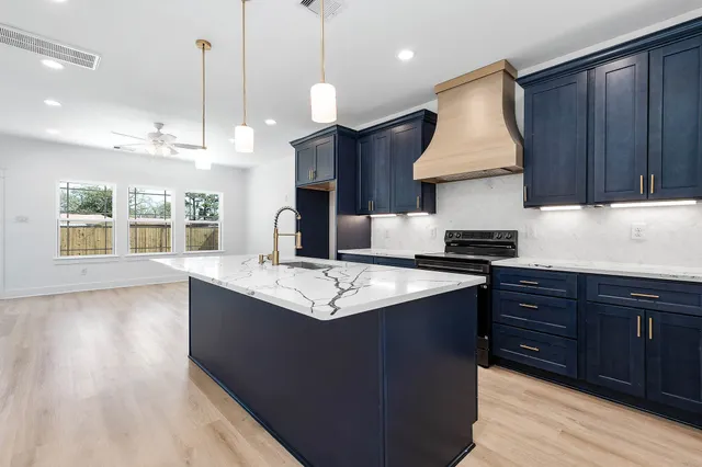Expensive Radcliffe Place Real Estate