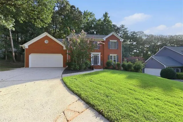 Popular STONEY BROOK Real Estate