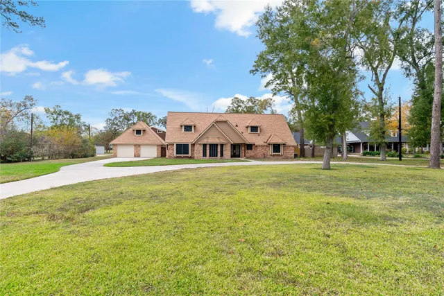 Popular Willetts Real Estate