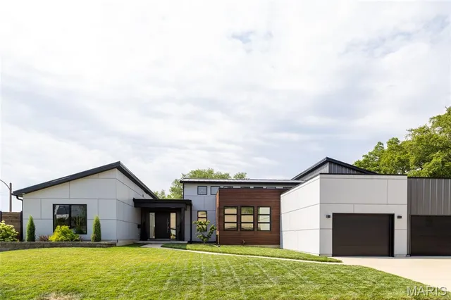 Popular Vallonis Consolidation Real Estate