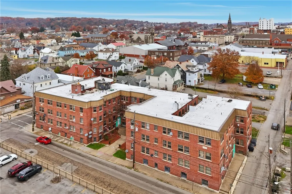 325 W Jefferson St,Unit Butler, Butler, PA 16001