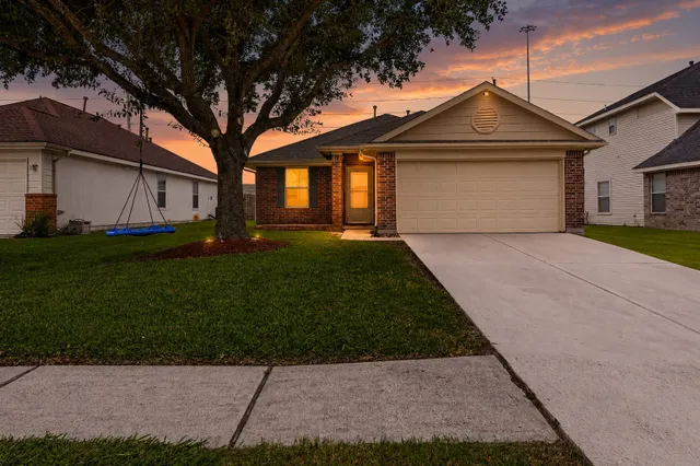Popular Morningside Place Sec 02 Real Estate