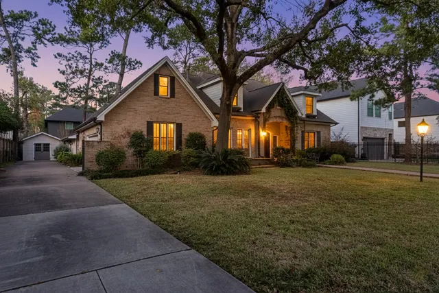 Popular Craig Woods Real Estate