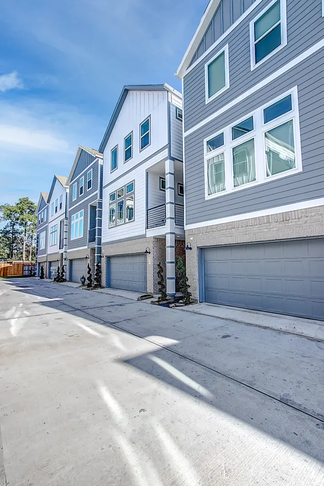 Popular Shepherd Park Place Real Estate