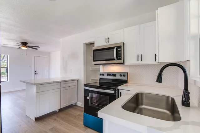 Popular Lorraine Angleton Real Estate