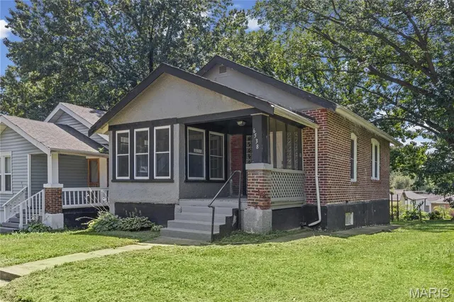 Cheap West Lawn Real Estate