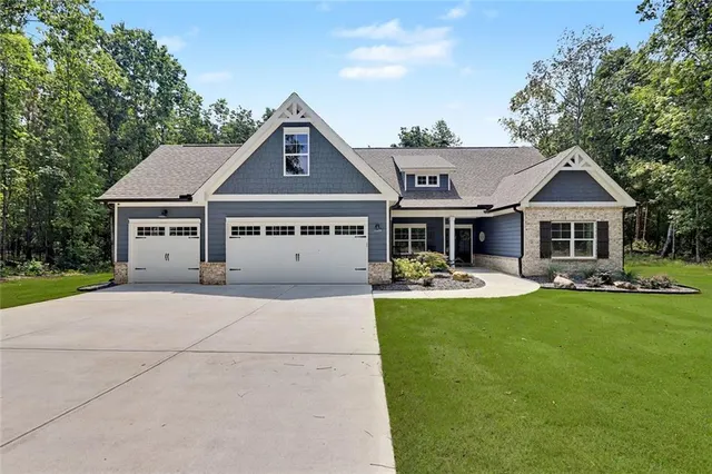 Popular FRANKLIN ESTATES Real Estate