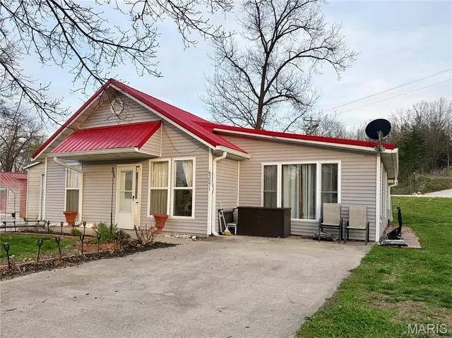 Popular Monroe City Real Estate