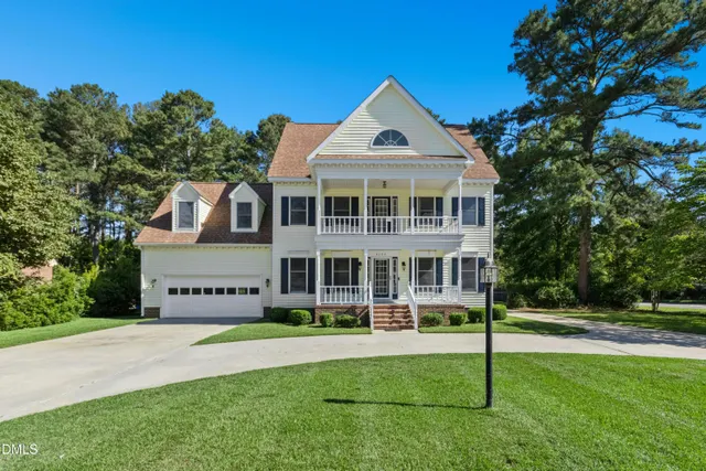 Popular Farmington Heights Real Estate