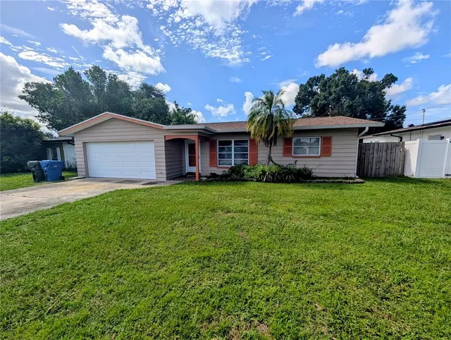 Cheap LARGO LAKE VILLAS Real Estate