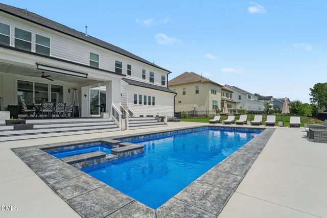 Expensive Jordan Pointe Real Estate