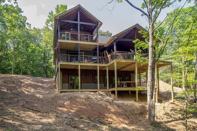 Popular Star Creek Estates Real Estate