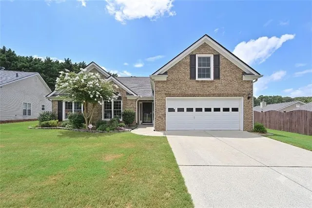 Popular WOODHOLLOW Real Estate