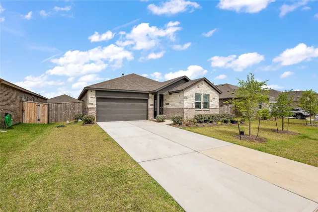 Popular Millers Pond Sec 3 Real Estate