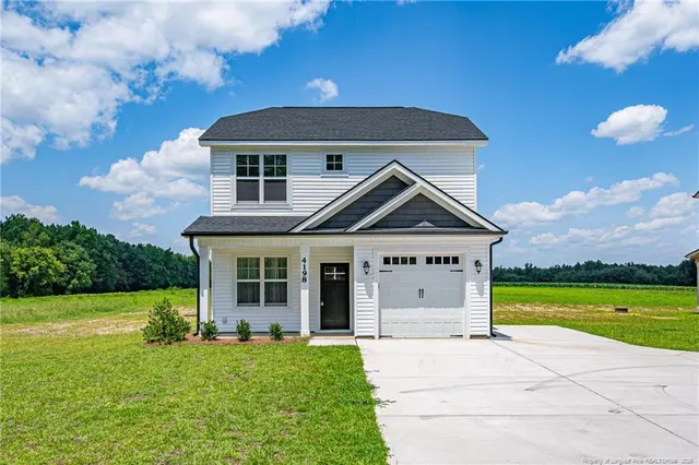 Popular Maple Hill Real Estate
