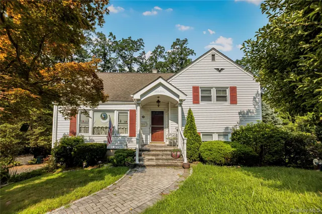 Popular Sprain Knolls Real Estate