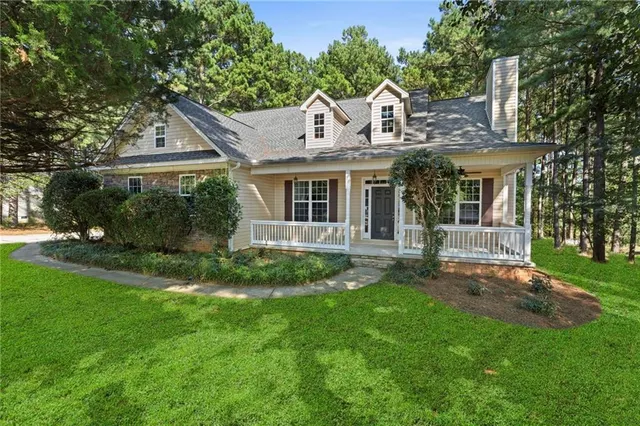 Popular Emerald Forest Real Estate