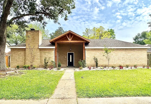 Popular Briar Village Real Estate