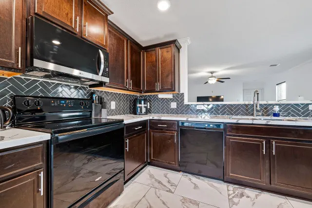 Popular El Tesoro Sec 2 Real Estate