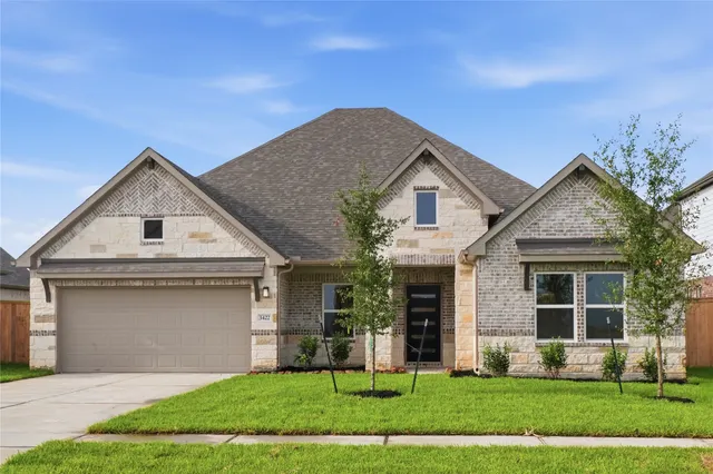 Popular Foxtail Palms Real Estate