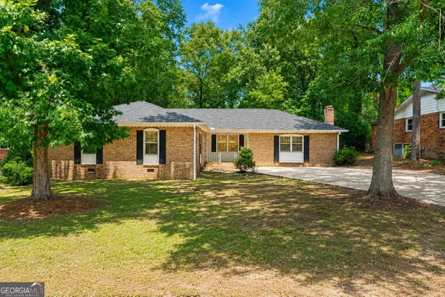 Popular Valley Park Real Estate