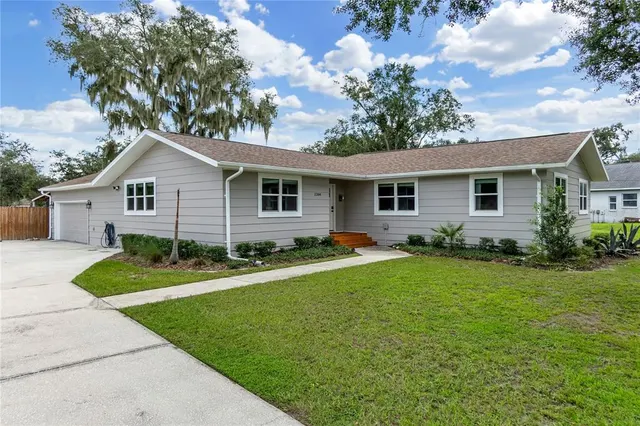 Popular SHADOW RUN UNIT 2 Real Estate