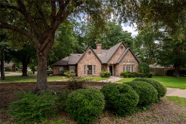 Popular Enchanted Estates Real Estate