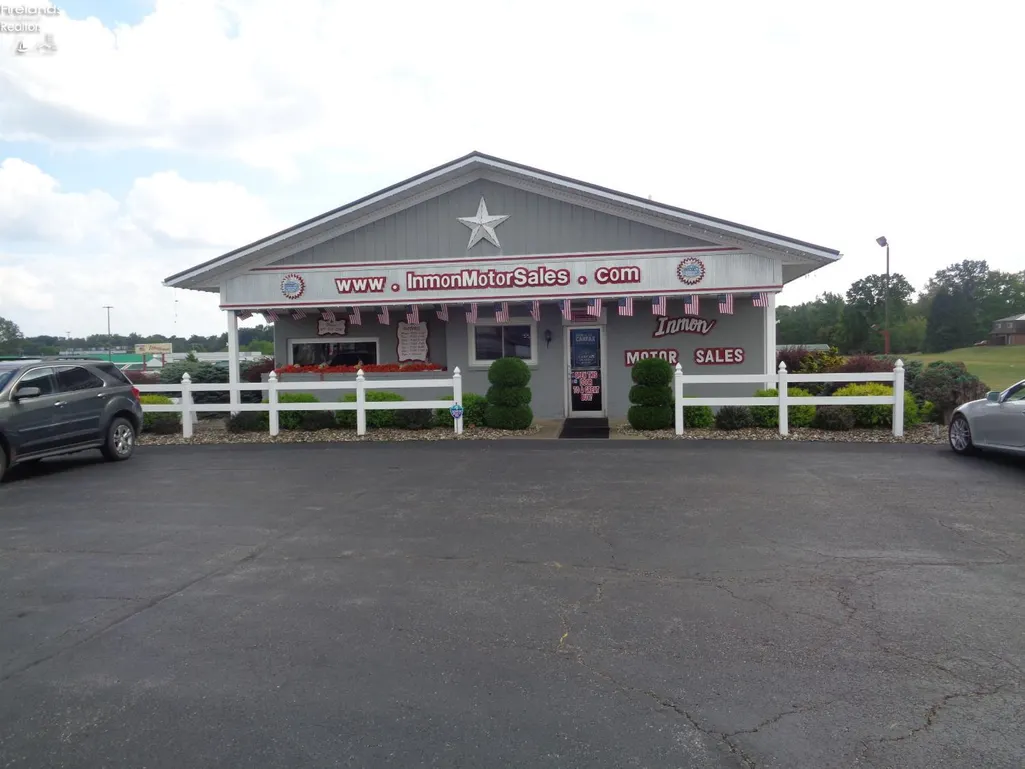 3 E Walton St, Willard, OH 44890