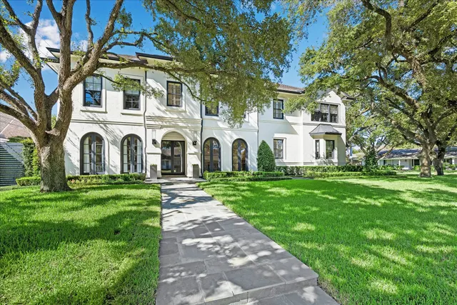 Popular Riverbend Real Estate