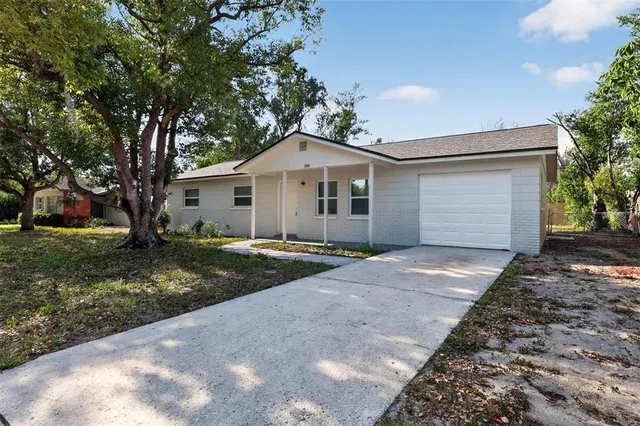 Popular BRIARWOOD UNIT NO 1 Real Estate