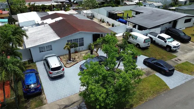 Popular BEL AIRE SEC 01 Real Estate