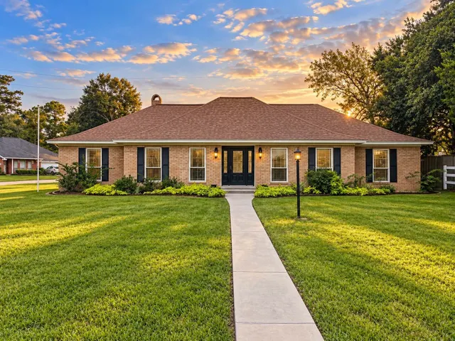 Popular Lake Shadows Sec 01 Real Estate