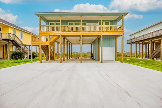 Popular Holiday Shores Rep 2007 Real Estate